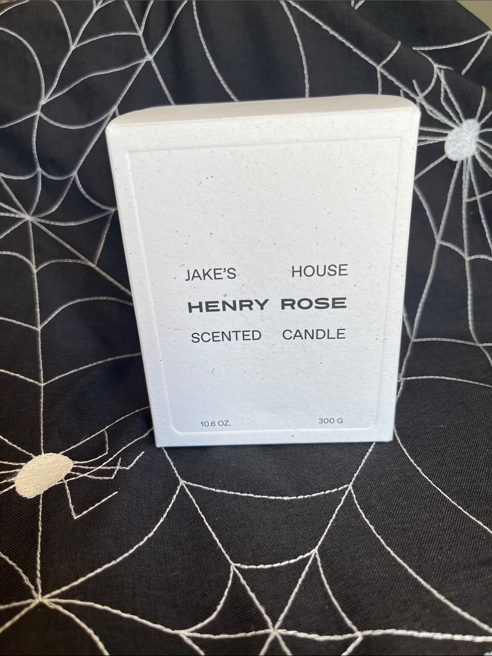 Henry Rose Jake’s House Scented Candle - White